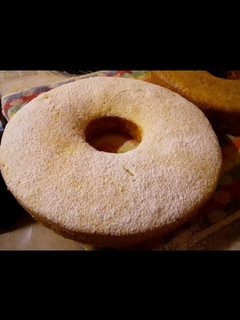 Una foto de Bizcochuelo de vainilla <<con ingredientes que tenemos en casa>>