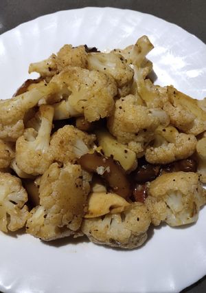 A picture of Black Pepper Cauliflower.