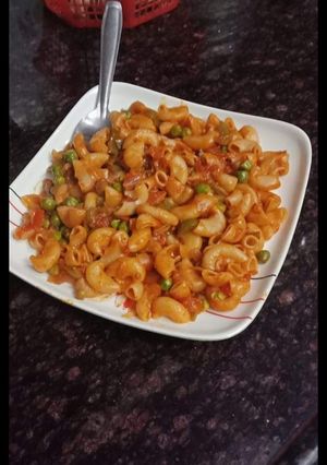 A picture of Makroni.