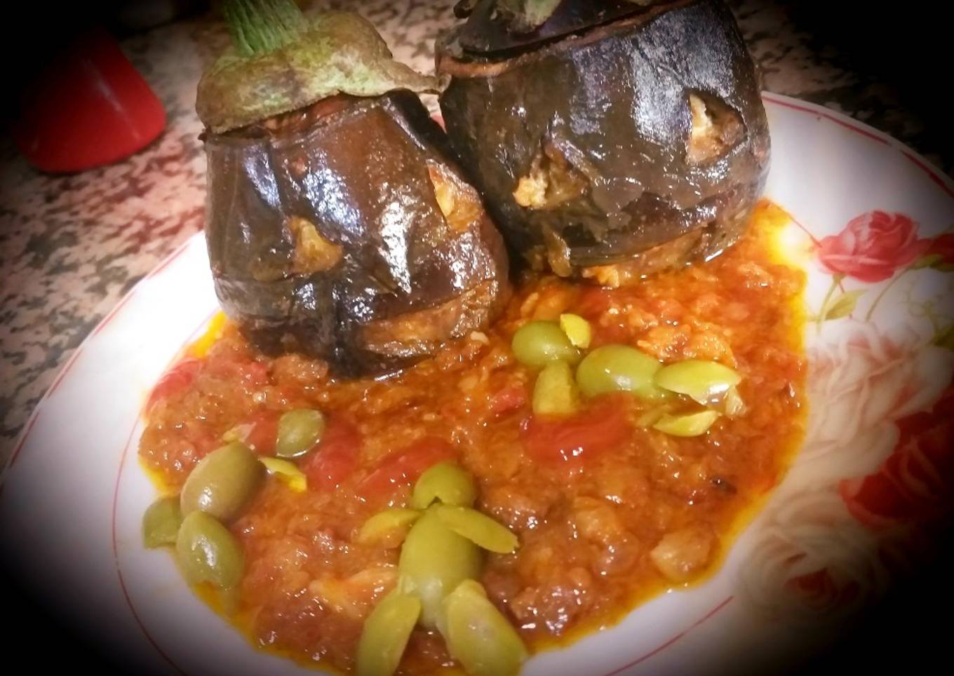 Eggplant stuffed with minced meat and cheese