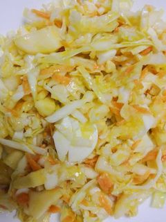 Una foto de Ensalada de col