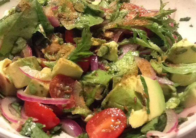 Mexican avocado salad w tomato, lime, toasted cumin