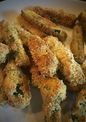 A picture of Simplydelicious Parmesan Zucchini baked.