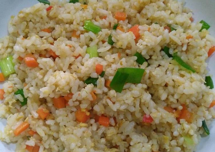 158. Nasi Goreng Warna Warni