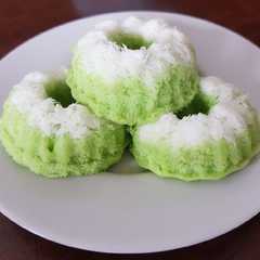 A picture of Putu Ayu.