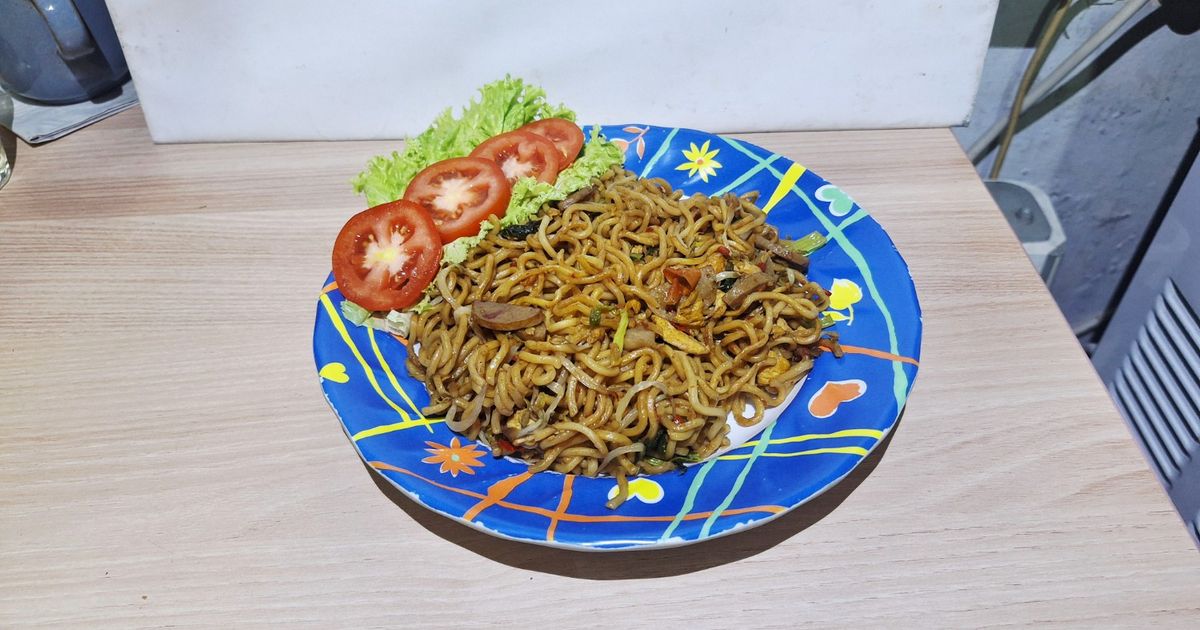 Mie Goreng Bakso & Telur