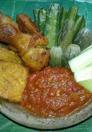 Foto resep Ayam Lalapan plus sambal terasi