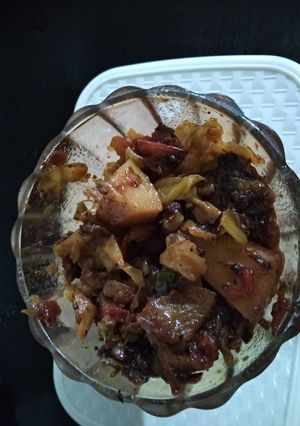 A picture of Cabbage Potato vegetable.
