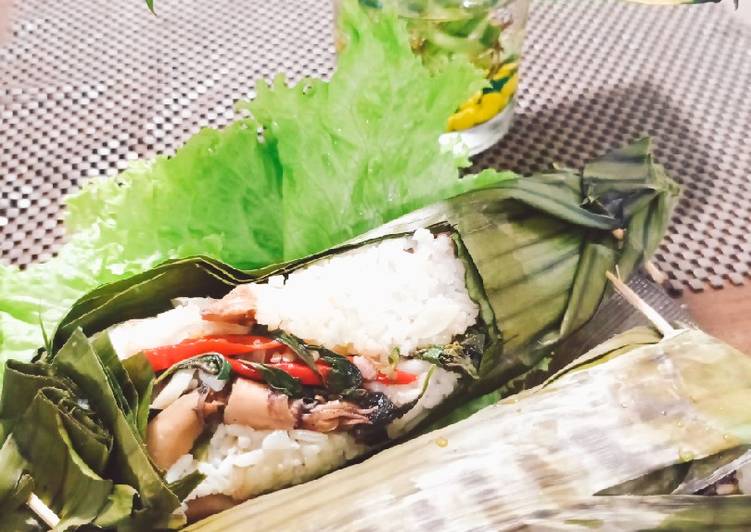 Resep Nasi Bakar Cumi Asin ???? yang Lezat Sekali