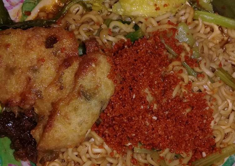 Rahasia Bikin Mie goreng kangkung terasi pedas Anti Gagal