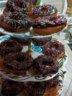 A picture of Donuts 🍩.