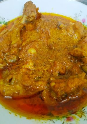 A picture of Badami chicken qorma.