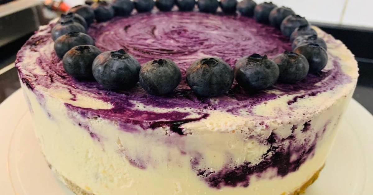 Easy Blueberry Cheesecake - The Loopy Whisk