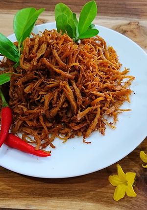 Hình của món Khô gà sợi.