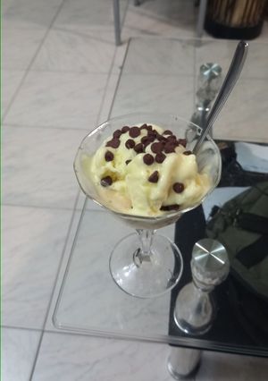 Una foto de Postre helado con Baileys