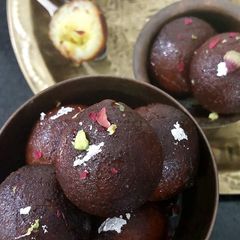 Kala Jamun with Instant Mawa A picture of Kala Jamun with Instant Mawa.