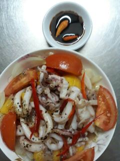 Hình của món Mực xào thơm.