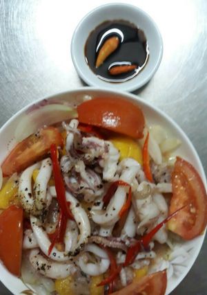 Hình của món Mực xào thơm.