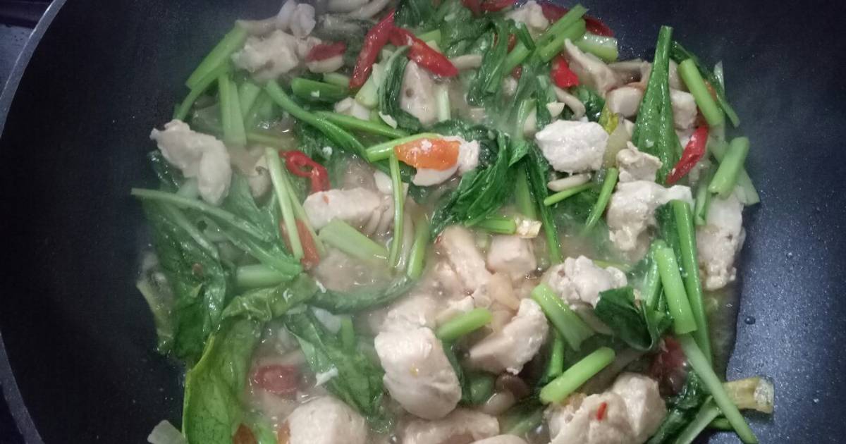 Resep Tumis Ayam Jamur Sawi Oleh Adescapin Cookpad