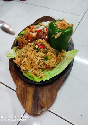 सिजलर (sizzler recipe in Hindi) रेसिपी मुख्य फोटो