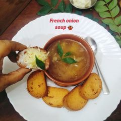 A picture of FRENCH ONION SOUP 🍲.