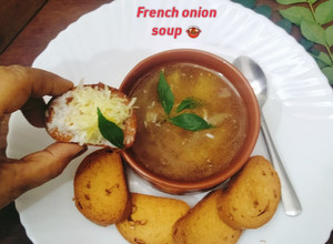 A picture of FRENCH ONION SOUP 🍲.