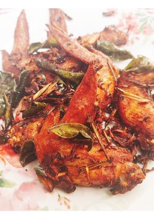 รูปของ 🍗🌿 ไก่ทอดปลาร้าสมุนไพร