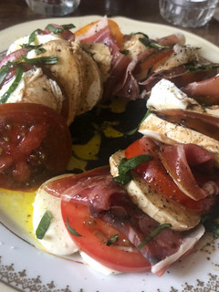 Una foto de Ensalada caprese!