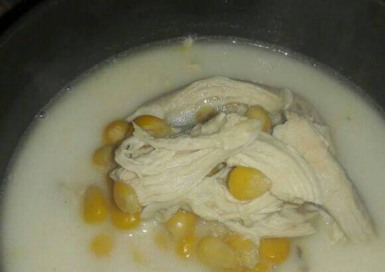 شوربه الذره الكريميه