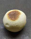 Pan relleno de queso en sartén
