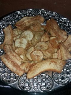 બનાના વેફર (Banana Wafers Recipe In Gujarati) રેસીપી મુખ્ય ફોટો