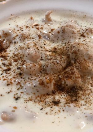A picture of Meethay Dahi bary.