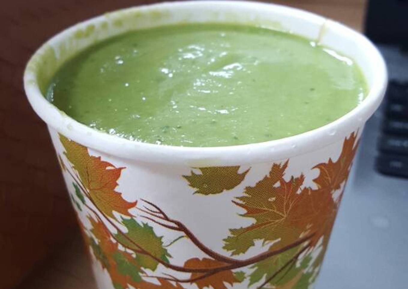 Smoothie(Spinach cucumber avocado and apple)