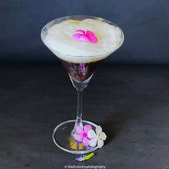 A picture of Butterfly Pea flower Gin Cocktail.