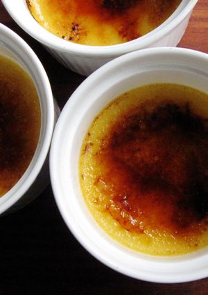 A picture of Crème Brûlée.