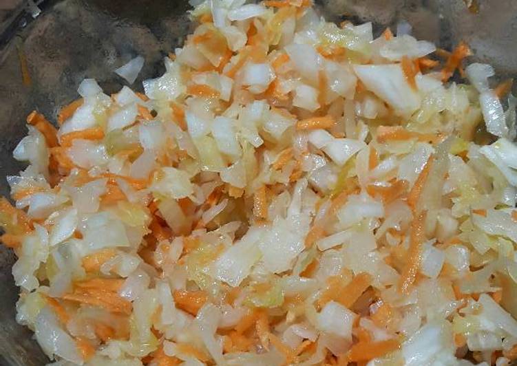 Step-by-Step Guide to Prepare Favorite Sauerkraut salad