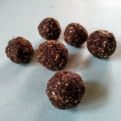 A picture of Chocolate sesame peanut laddu.