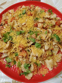 સેકેલી પાપડી ચાટ (Sekeli Papdi Chaat Recipe In Gujarati) રેસીપી મુખ્ય ફોટો