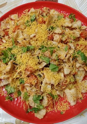સેકેલી પાપડી ચાટ (Sekeli Papdi Chaat Recipe In Gujarati) રેસીપી મુખ્ય ફોટો