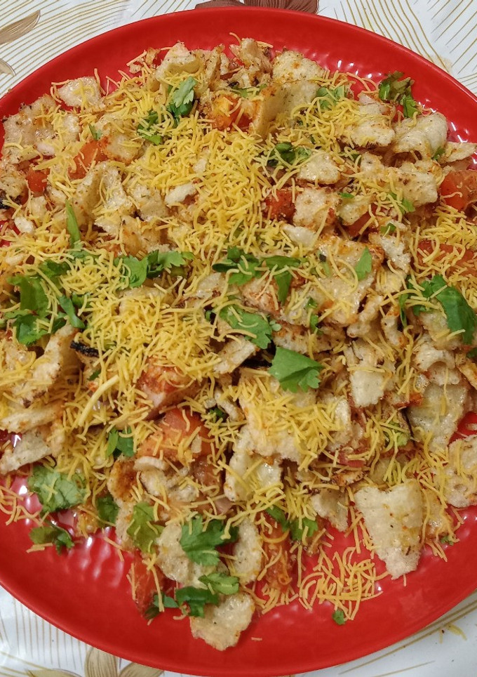 સેકેલી પાપડી ચાટ (Sekeli Papdi Chaat Recipe In Gujarati) રેસીપી મુખ્ય ફોટો