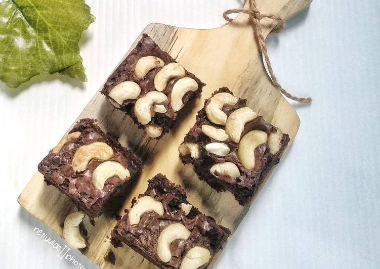 Resep masakan Chewy Shiny crust Brownies | Cara Membuat Chewy Shiny crust Brownies Yang Paling Enak