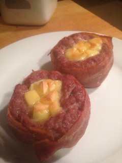 Una foto de Raclette de carne y bacon