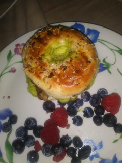 A picture of Chicken Guacamole On A Bagel.