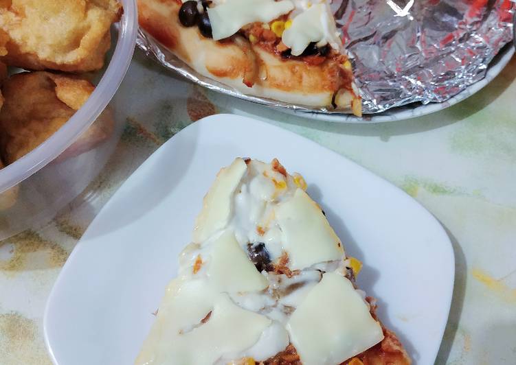 Resep: 🍒Pizza Tuna 🍒 yang Enak!