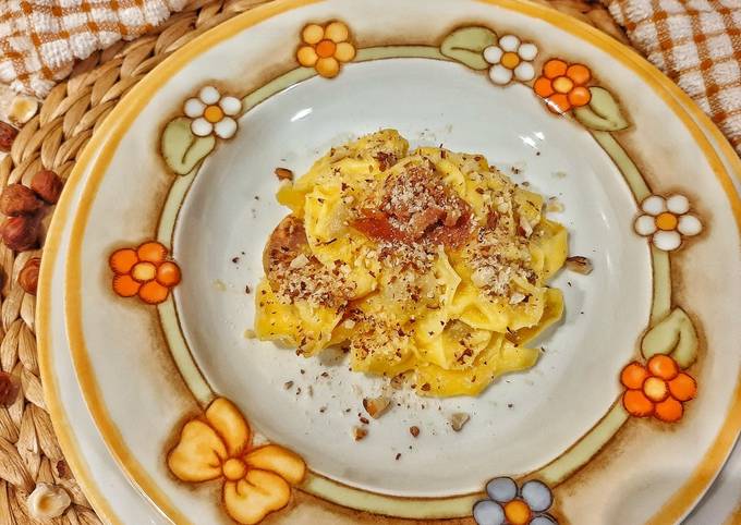 Modo più semplice a Fai  Veloce Tortellini con zucca, prosciutto crudo e nocciole