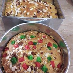 A picture of Fruit cake.