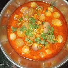 A picture of Dahi wale Onion.