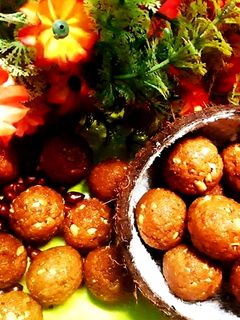 গুড় বাদামের নারকেল নাড়ু (gur badamer narkel nadu recipe in Bengali) রেসিপির প্রধান ছবি