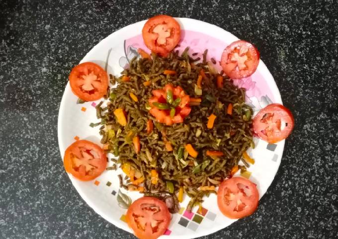 Nutritious palak bajra noodles