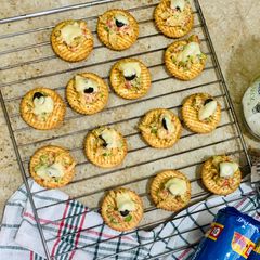 A picture of One bite snack ~ Canapés.